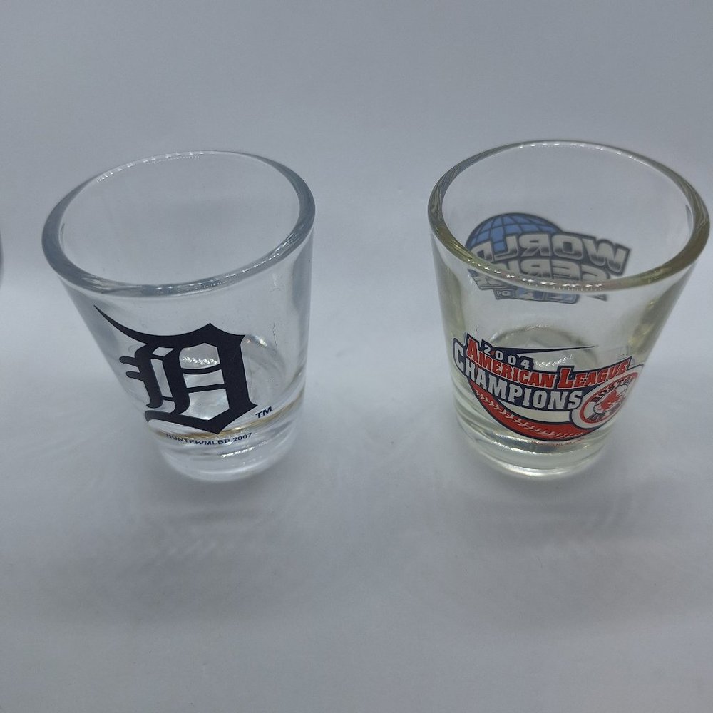 MLB Shot Glass - Lot of 2 - 2007 Detroit Tigers & 2004 Boston‎ Red Sox Champions